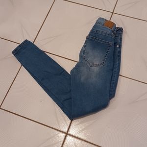 4/$40 High Rise Jennings - Size 24/29